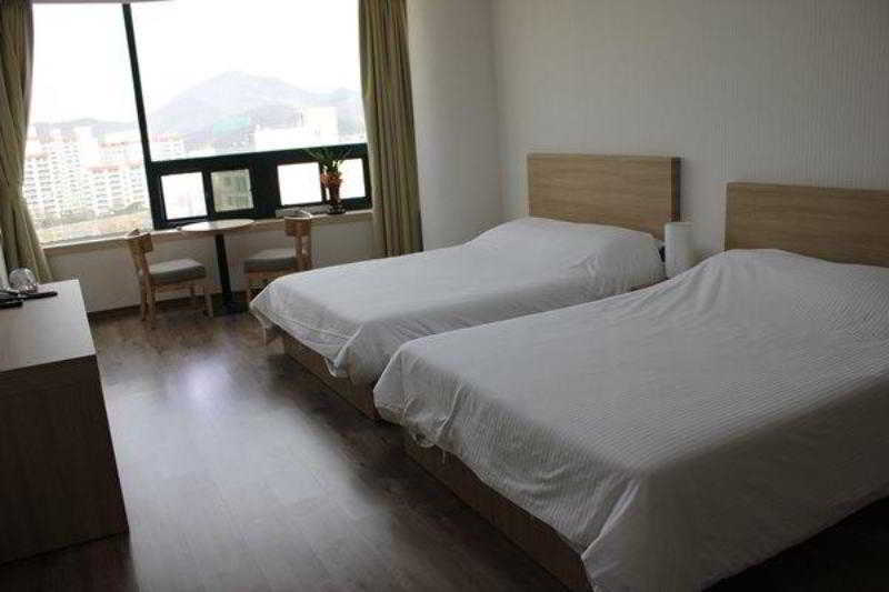 Elena Business Hotel Yeosu Eksteriør bilde