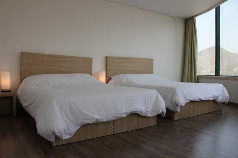 Elena Business Hotel Yeosu Eksteriør bilde