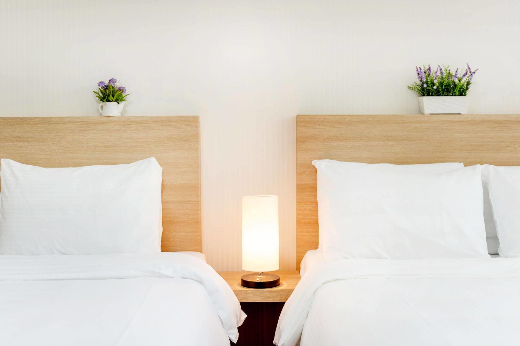 Elena Business Hotel Yeosu Eksteriør bilde